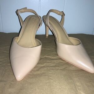 Cynthia Rowley Petula tan Slingback heels Sz 8M  pointed toe
